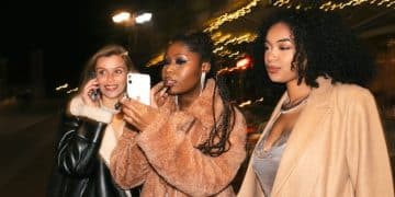 Fashion Drops: How Online Communities Keep You Ahead - Cover Image